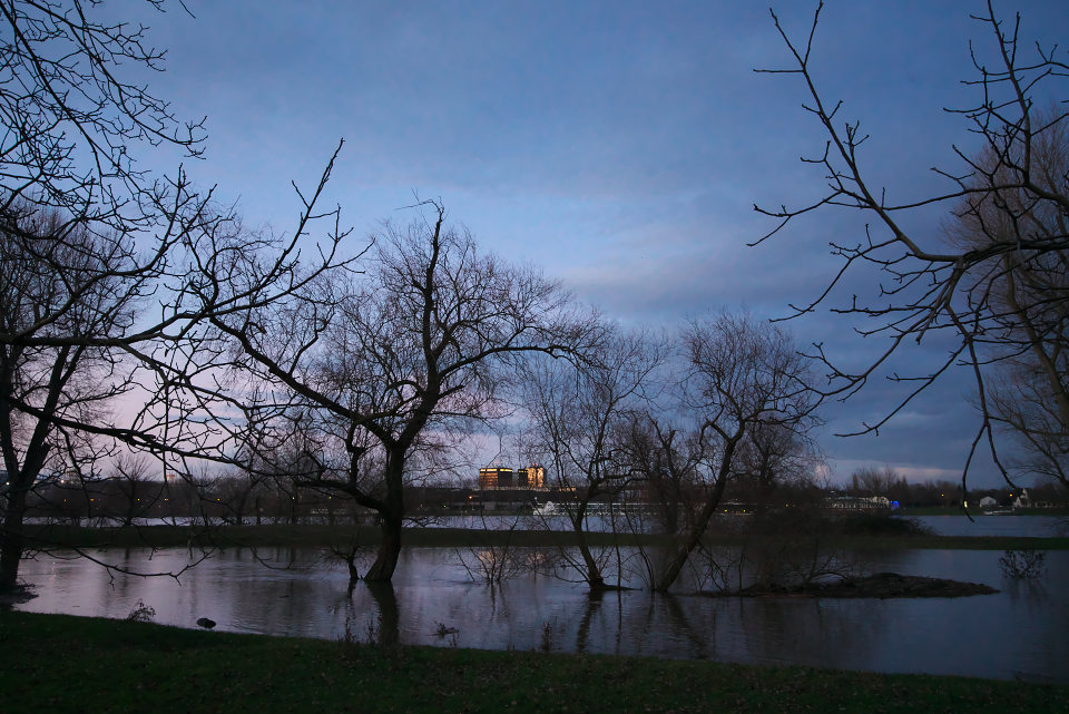 Duesseldorf loerick flut andreasjell 311
